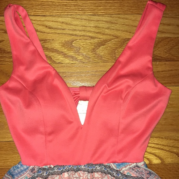 A’gaci Floral Print Mini Dress - Picture 2 of 4